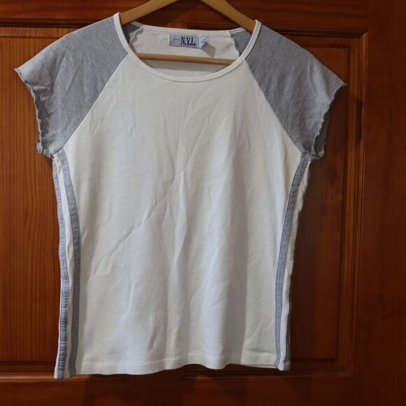 NYL Vintage Y2K Baby T-Shirt Medium 100% Cotton Retro Graphic Tee - Picture 2 of 10